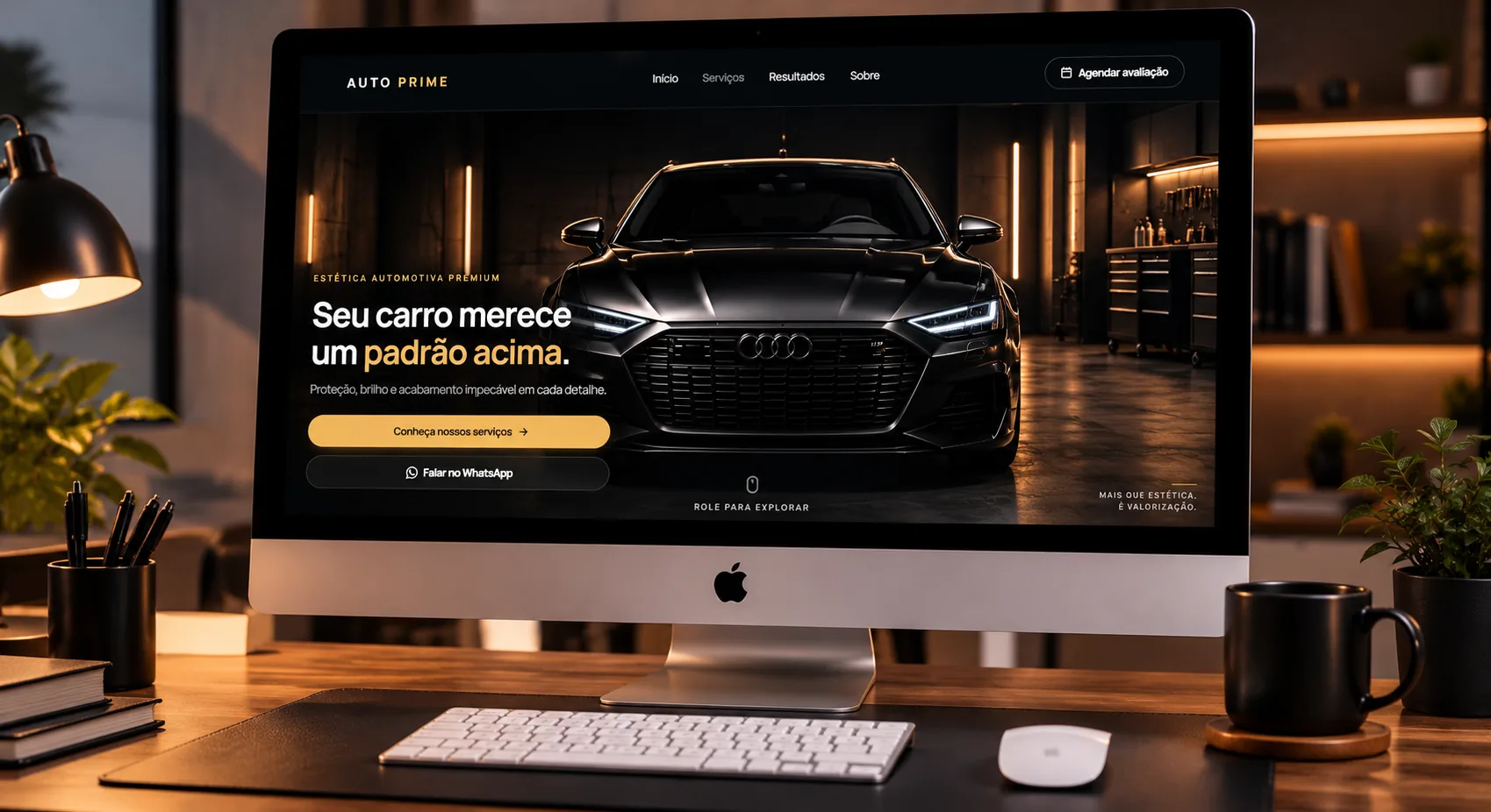Site da Auto Prime, estética automotiva, aberto em um monitor